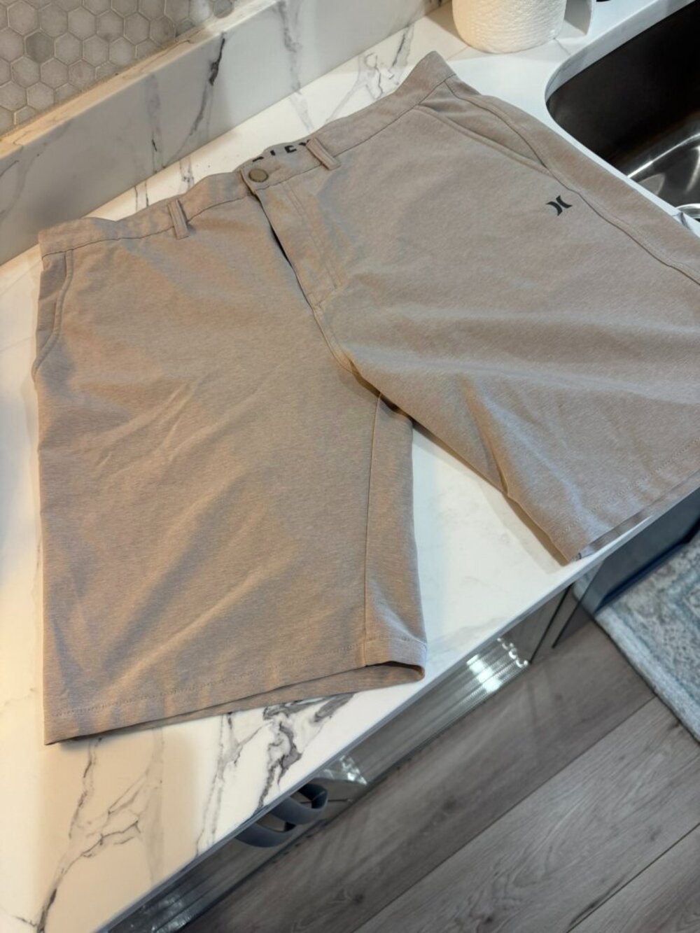 Hurley All Day Hybrid Shorts SIZE 38